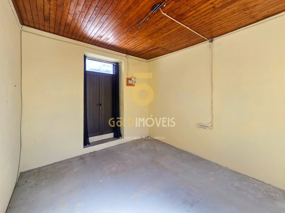 Moradia T2 para Venda em O. Azeméis, Riba-Ul, Ul, Macinhata Seixa, Madail Foto 26