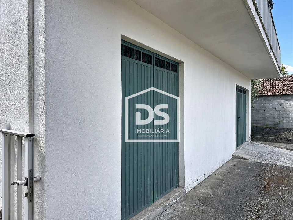 Moradia T6 para Venda em São Cipriano e Vil de Souto Foto 45