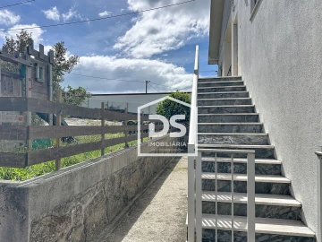 Moradia T6 para Venda em São Cipriano e Vil de Souto