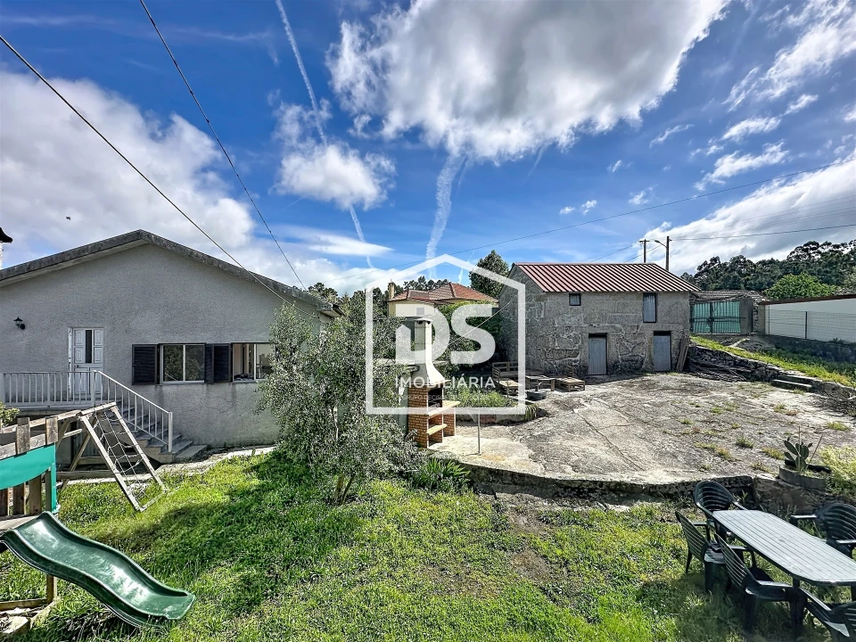 Moradia T6 para Venda em São Cipriano e Vil de Souto Foto 51