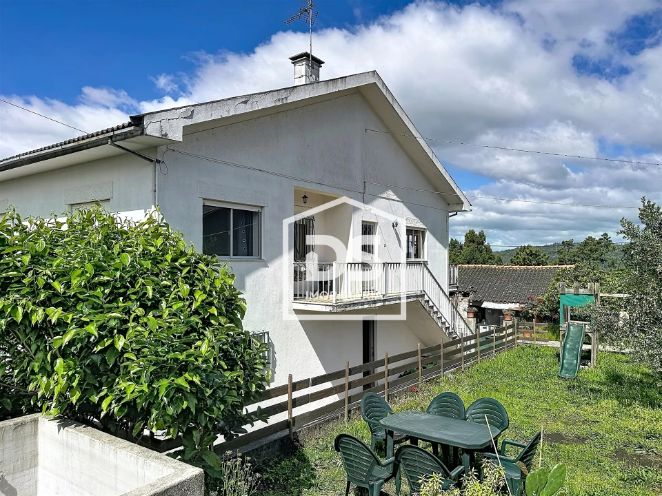 Moradia T6 para Venda em São Cipriano e Vil de Souto Foto 68
