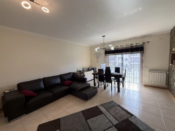 Apartamento T3 para Venda em Tavarede