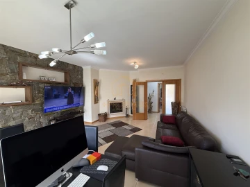 Apartamento T3 para Venda em Tavarede