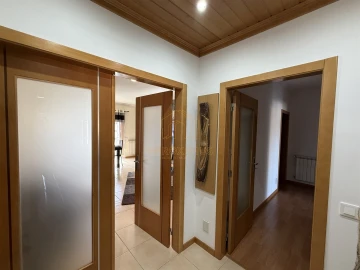 Apartamento T3 para Venda em Tavarede