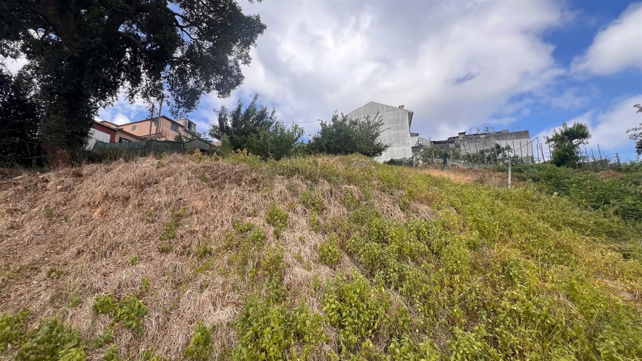 Terreno para Venda em Pedroso e Seixezelo Foto 3