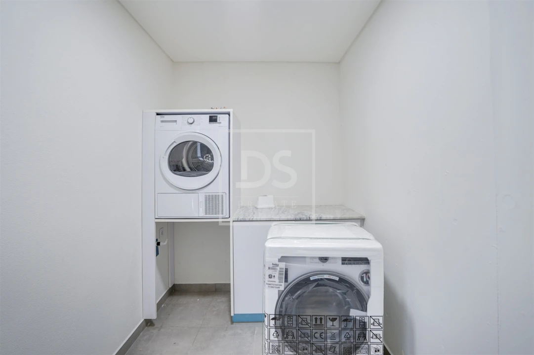 Moradia T4 para Venda em Aveiras de Cima Foto 46