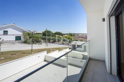 Moradia T4 para Venda em Aveiras de Cima