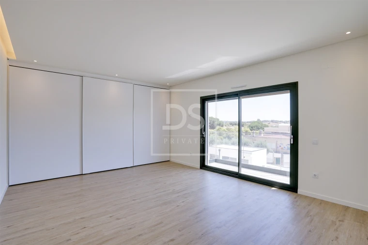 Moradia T4 para Venda em Aveiras de Cima Foto 27