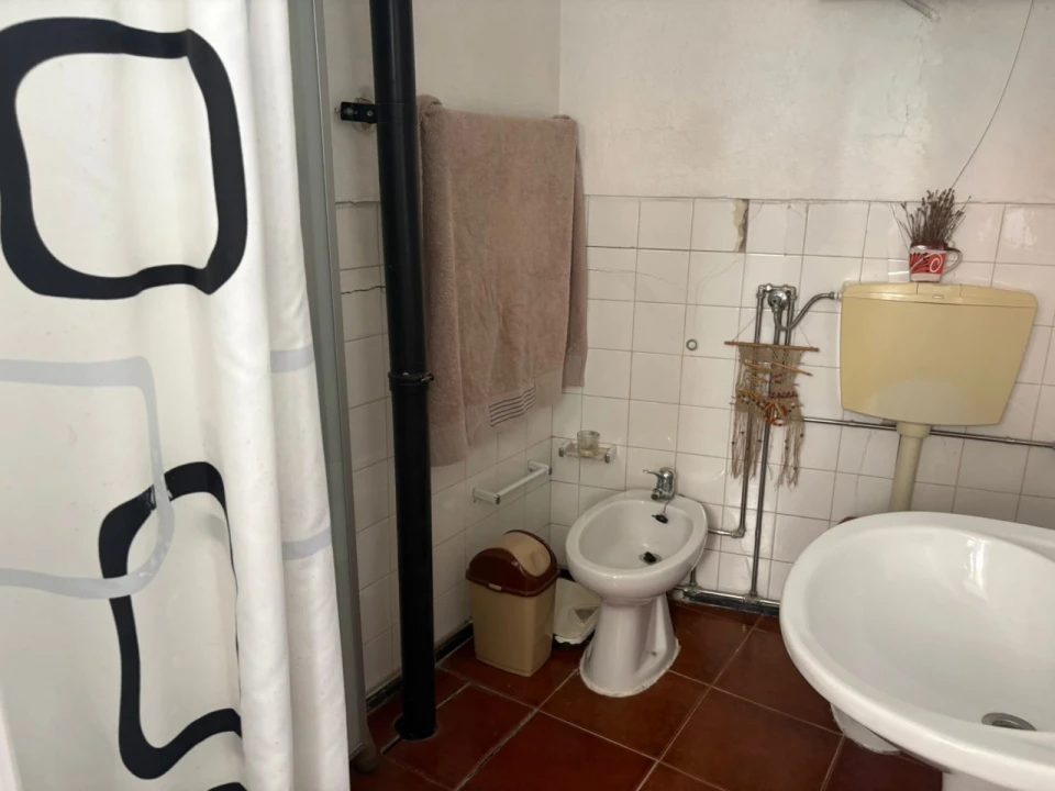 Moradia T4 para Venda em Assunção, Ajuda, Salvador e Santo Ildefonso Foto 28
