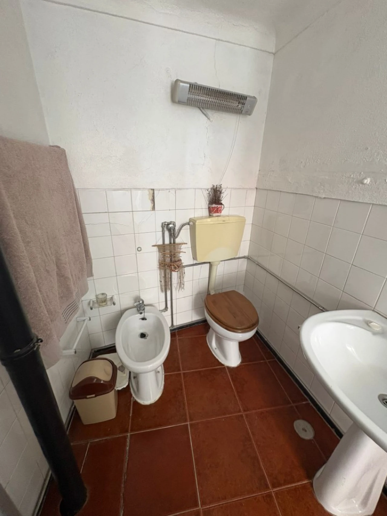 Moradia T4 para Venda em Assunção, Ajuda, Salvador e Santo Ildefonso Foto 31