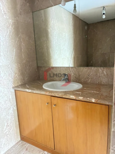Apartamento T5 para Venda em Paranhos