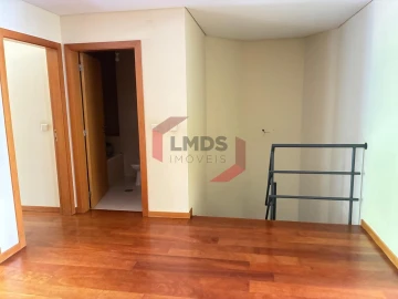 Apartamento T5 para Venda em Paranhos
