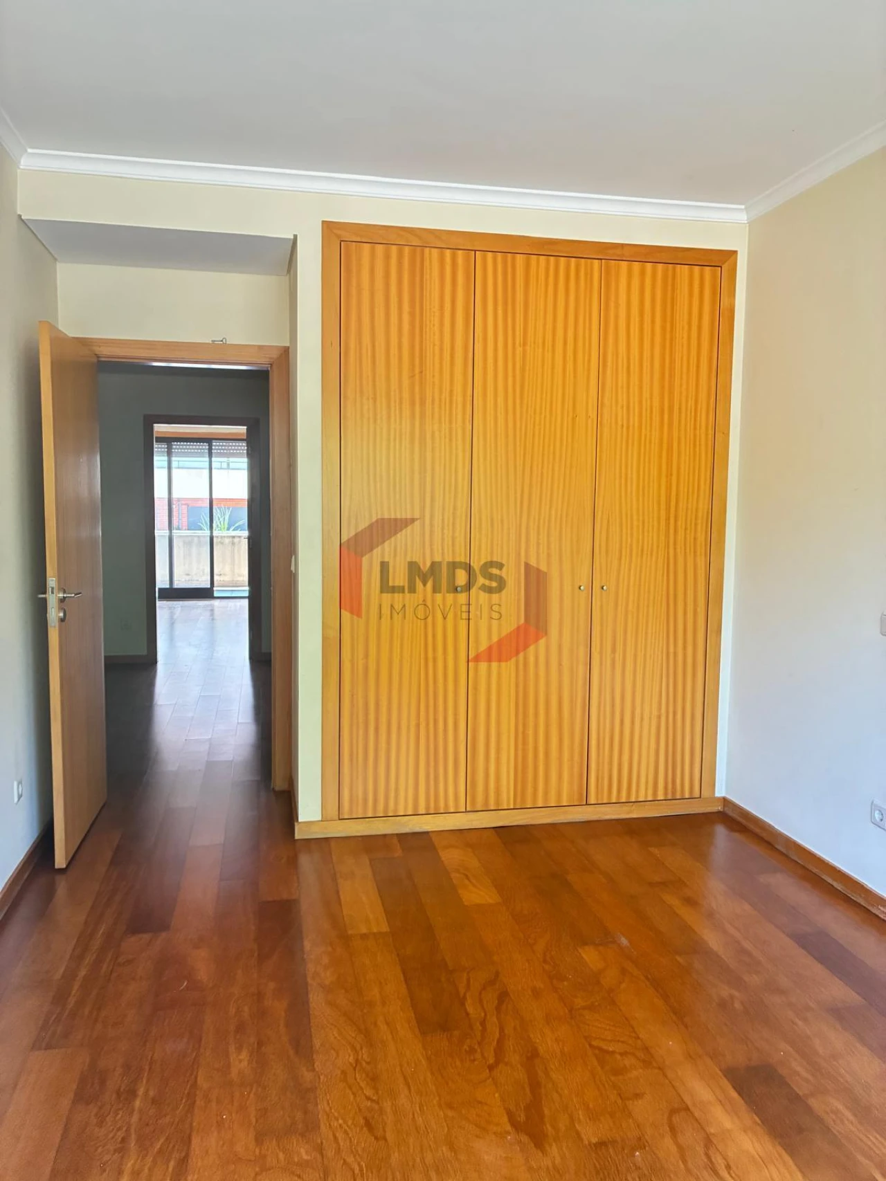 Apartamento T5 para Venda em Paranhos Foto 14
