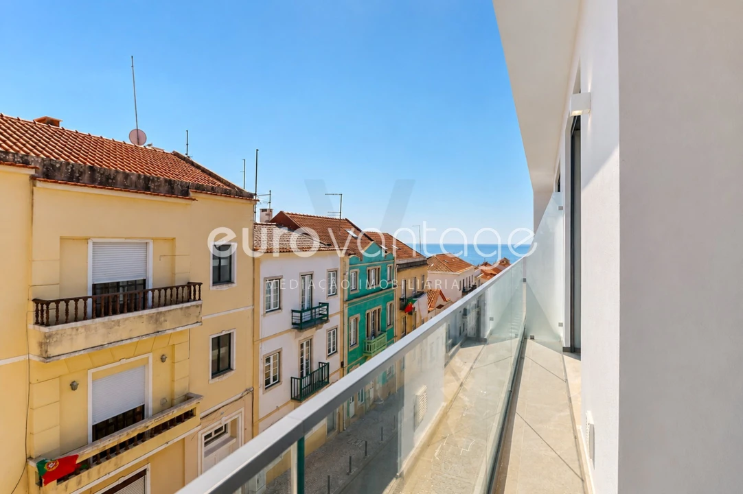 Apartamento T1 para Venda em Nazare Foto 10