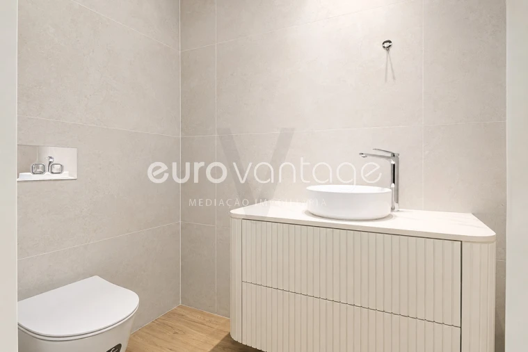 Apartamento T2 para Venda em Nazare Foto 14