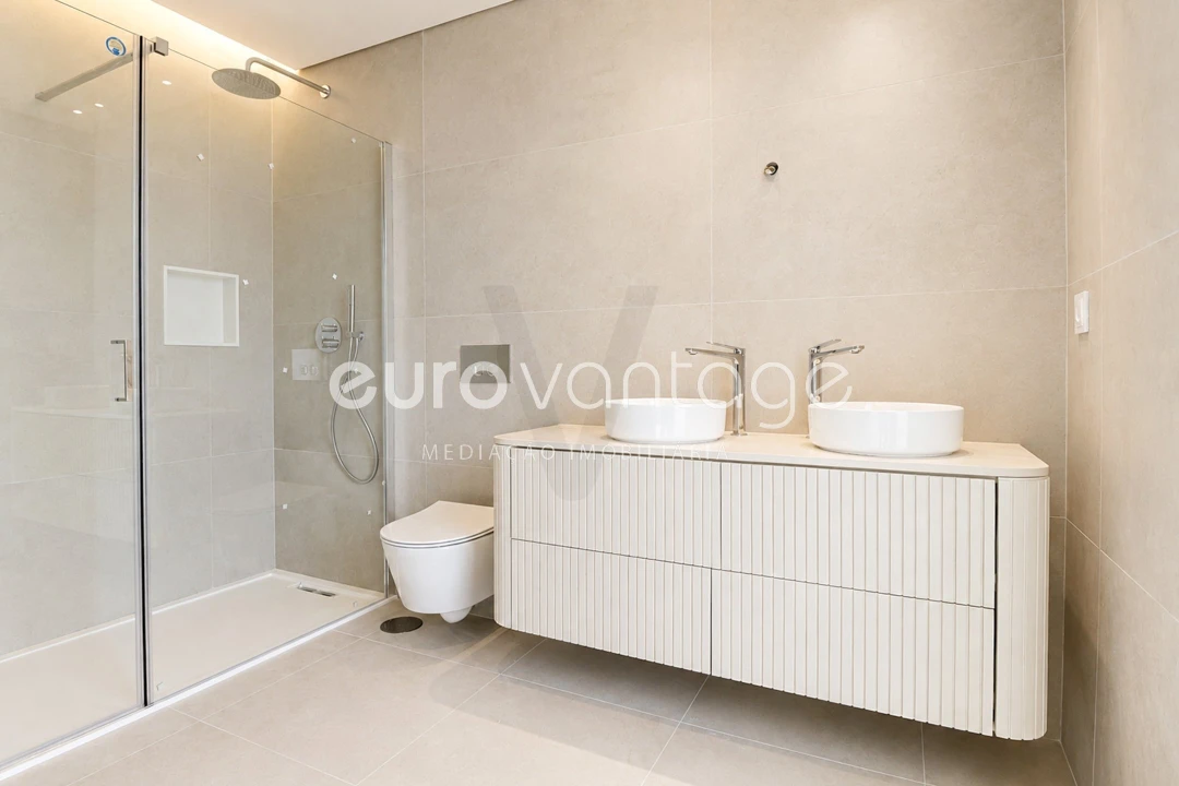 Apartamento T2 para Venda em Nazare Foto 8