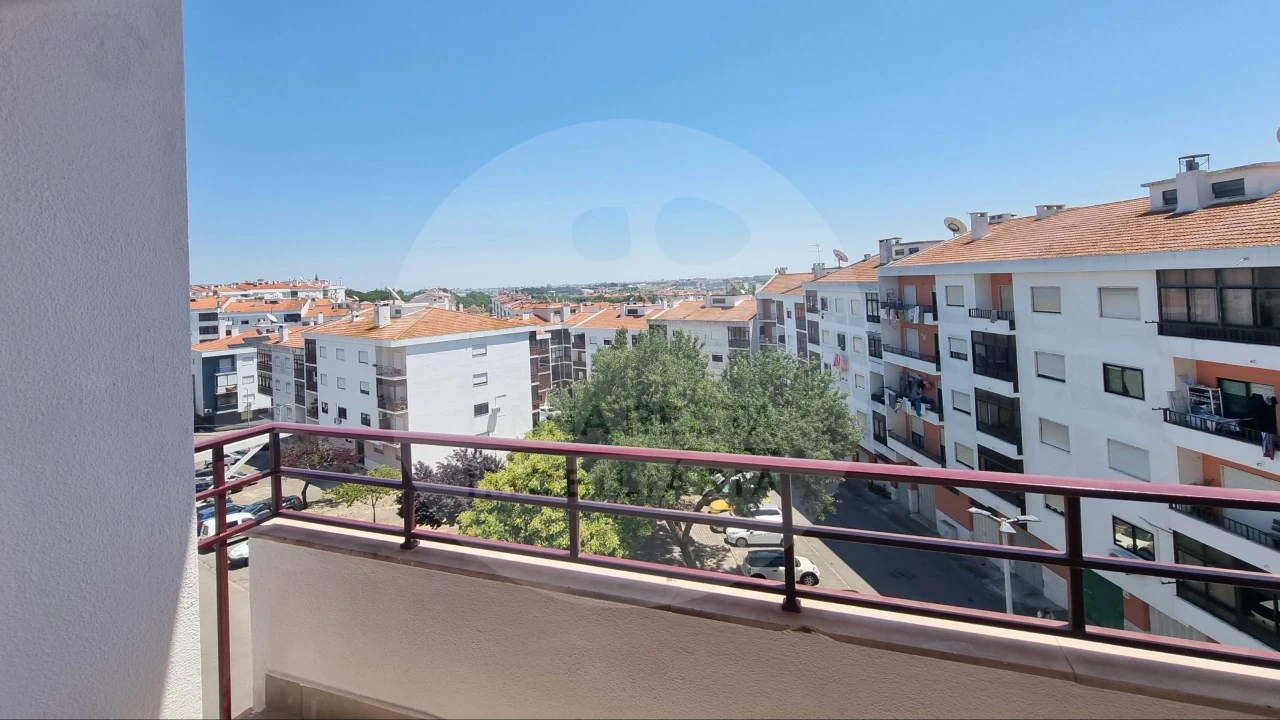 Apartamento T4 para Venda em Amora Foto 5