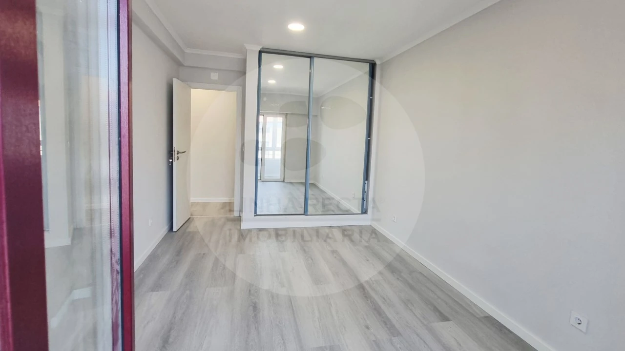 Apartamento T4 para Venda em Amora Foto 22