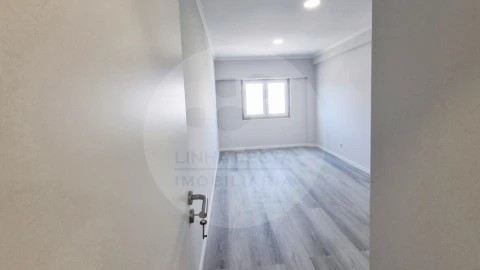 Apartamento T4 para Venda em Amora