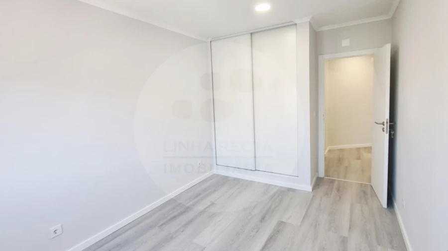 Apartamento T4 para Venda em Amora Foto 13