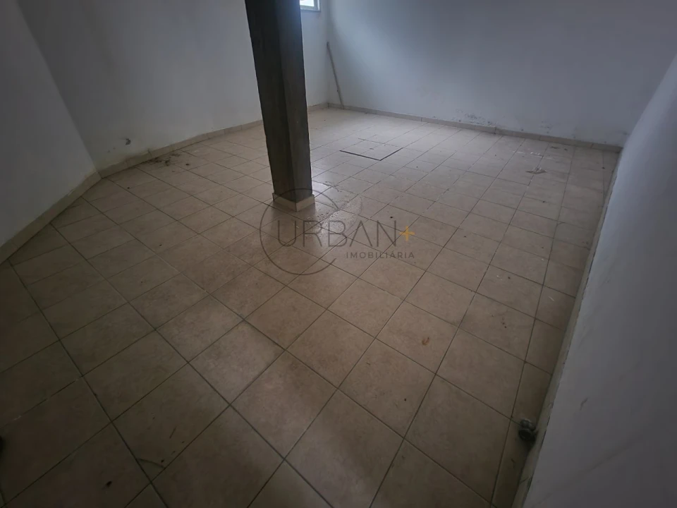 Loja para Arrendamento em Viseu Foto 7