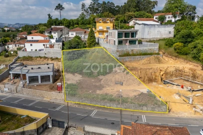 Terreno para Venda em Gondomar (São Cosme), Valbom e Jovim
