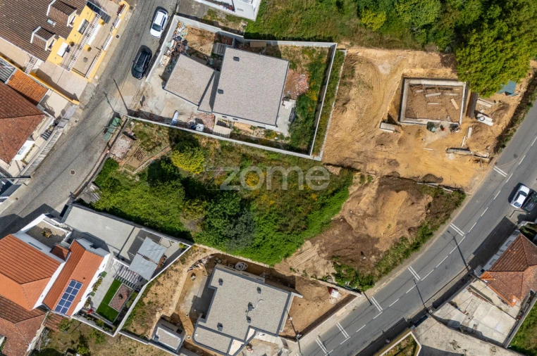 Terreno para Venda em Gondomar (São Cosme), Valbom e Jovim Foto 3