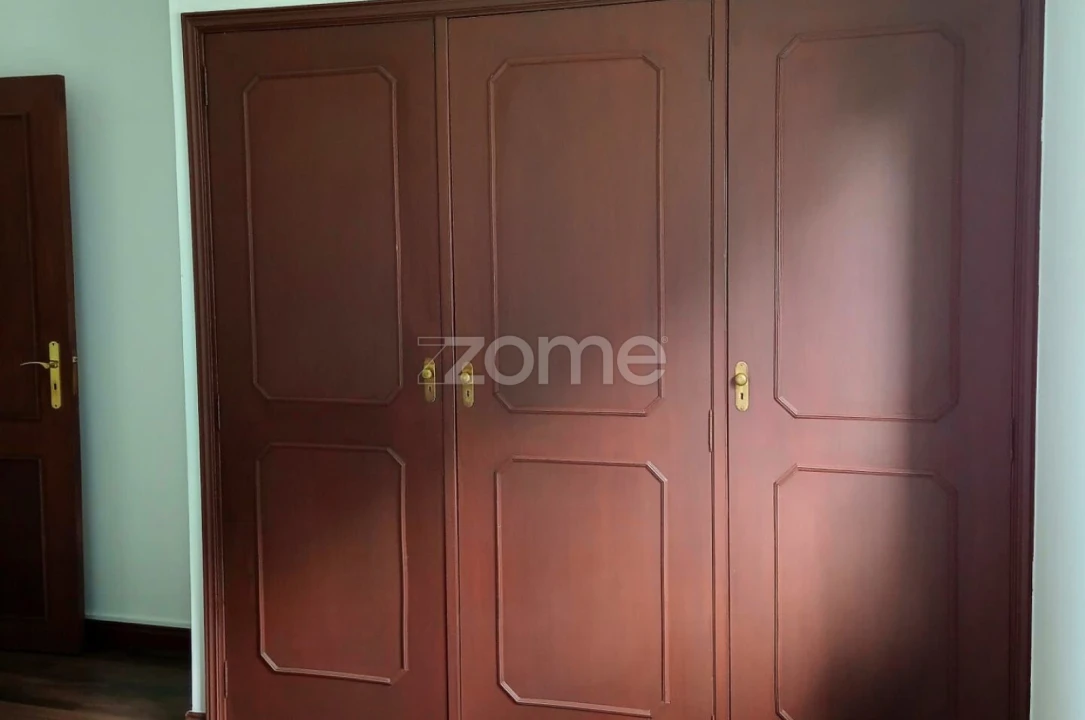 Apartamento T3 para Venda em Mafamude e Vilar do Paraíso Foto 14