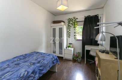 Apartamento T3 para Venda em Mafamude e Vilar do Paraíso