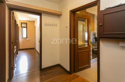 Apartamento T3 para Venda em Mafamude e Vilar do Paraíso
