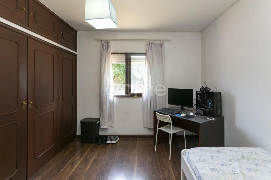 Apartamento T3 para Venda em Mafamude e Vilar do Paraíso Foto 18