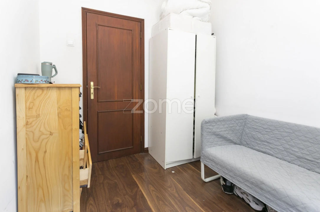 Apartamento T3 para Venda em Mafamude e Vilar do Paraíso Foto 4