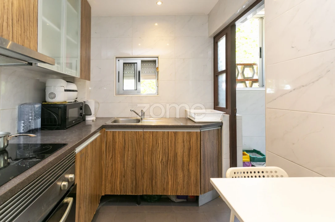 Apartamento T3 para Venda em Mafamude e Vilar do Paraíso Foto 7