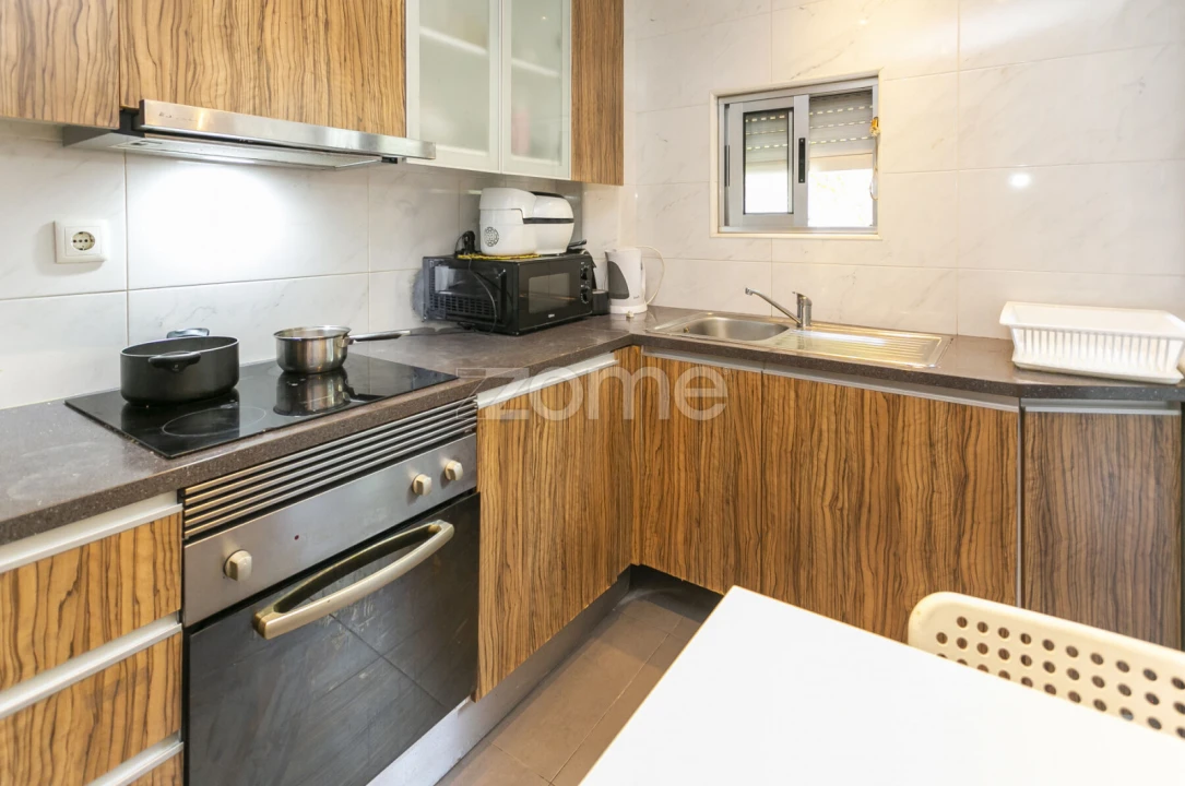 Apartamento T3 para Venda em Mafamude e Vilar do Paraíso Foto 8