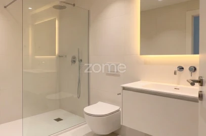 Apartamento T2 para Venda em Aldoar, Foz do Douro e Nevogilde