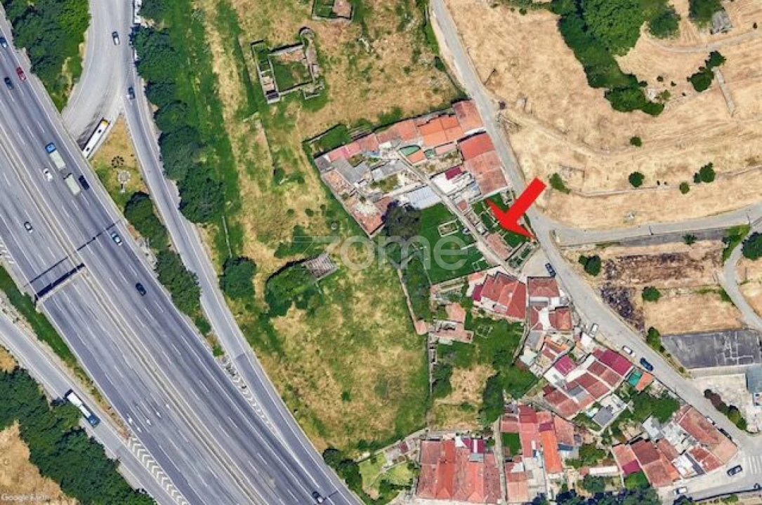 Terreno para Venda em Campanhã Foto 2