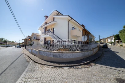 Moradia T4 para Venda em Canidelo
