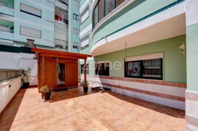 Apartamento T3 para Venda em Algueirão-Mem Martins