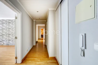 Apartamento T3 para Venda em Algueirão-Mem Martins