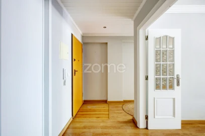 Apartamento T3 para Venda em Algueirão-Mem Martins