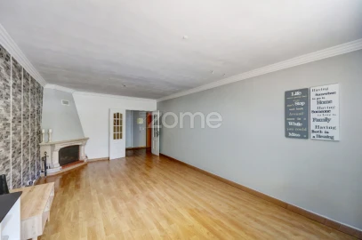 Apartamento T3 para Venda em Algueirão-Mem Martins