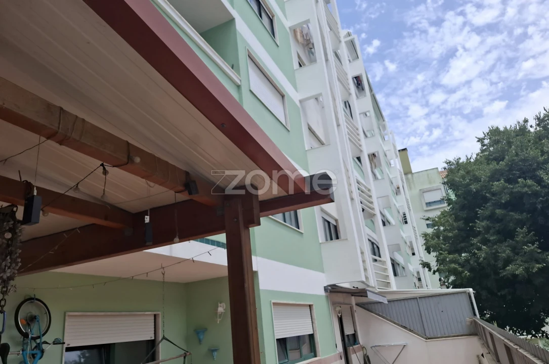 Apartamento T3 para Venda em Algueirão-Mem Martins Foto 39
