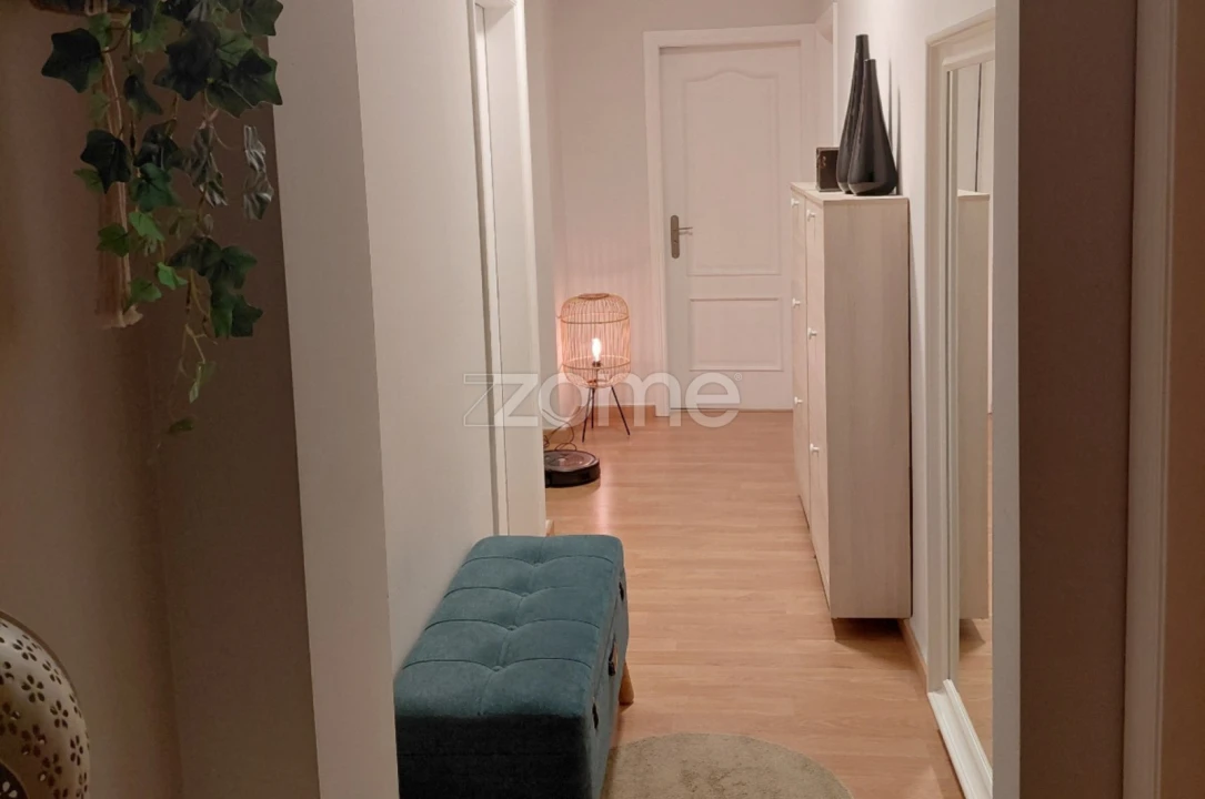 Apartamento T3 para Venda em Algueirão-Mem Martins Foto 2