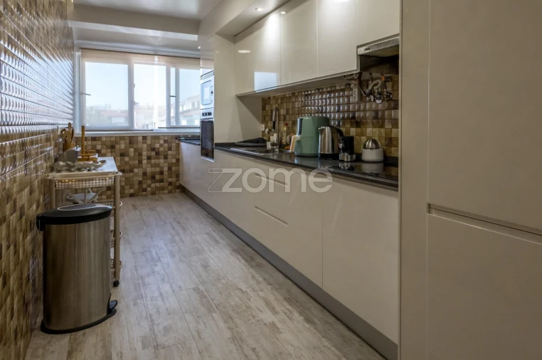 Apartamento T4 para Venda em Cascais e Estoril Foto 11