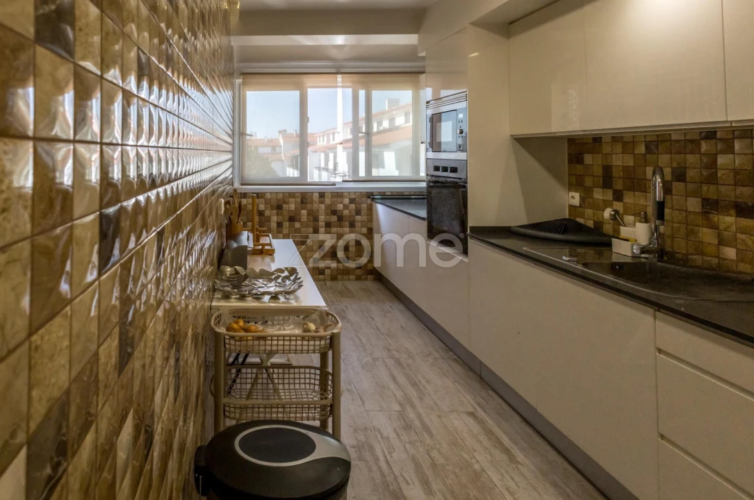 Apartamento T4 para Venda em Cascais e Estoril Foto 12