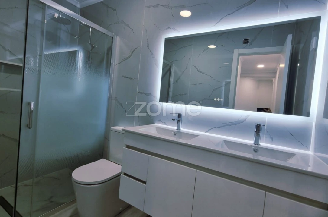 Apartamento T4 para Venda em Amora Foto 15