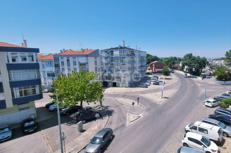 Apartamento T4 para Venda em Amora Foto 20
