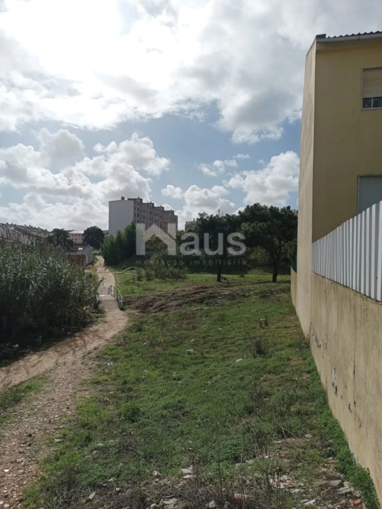 Terreno para Venda em Baixa da Banheira e Vale da Amoreira Foto 3