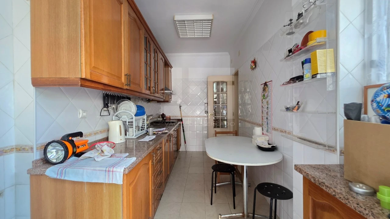 Apartamento T2 para Venda em Venteira Foto 16