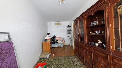 Apartamento T2 para Venda em Venteira